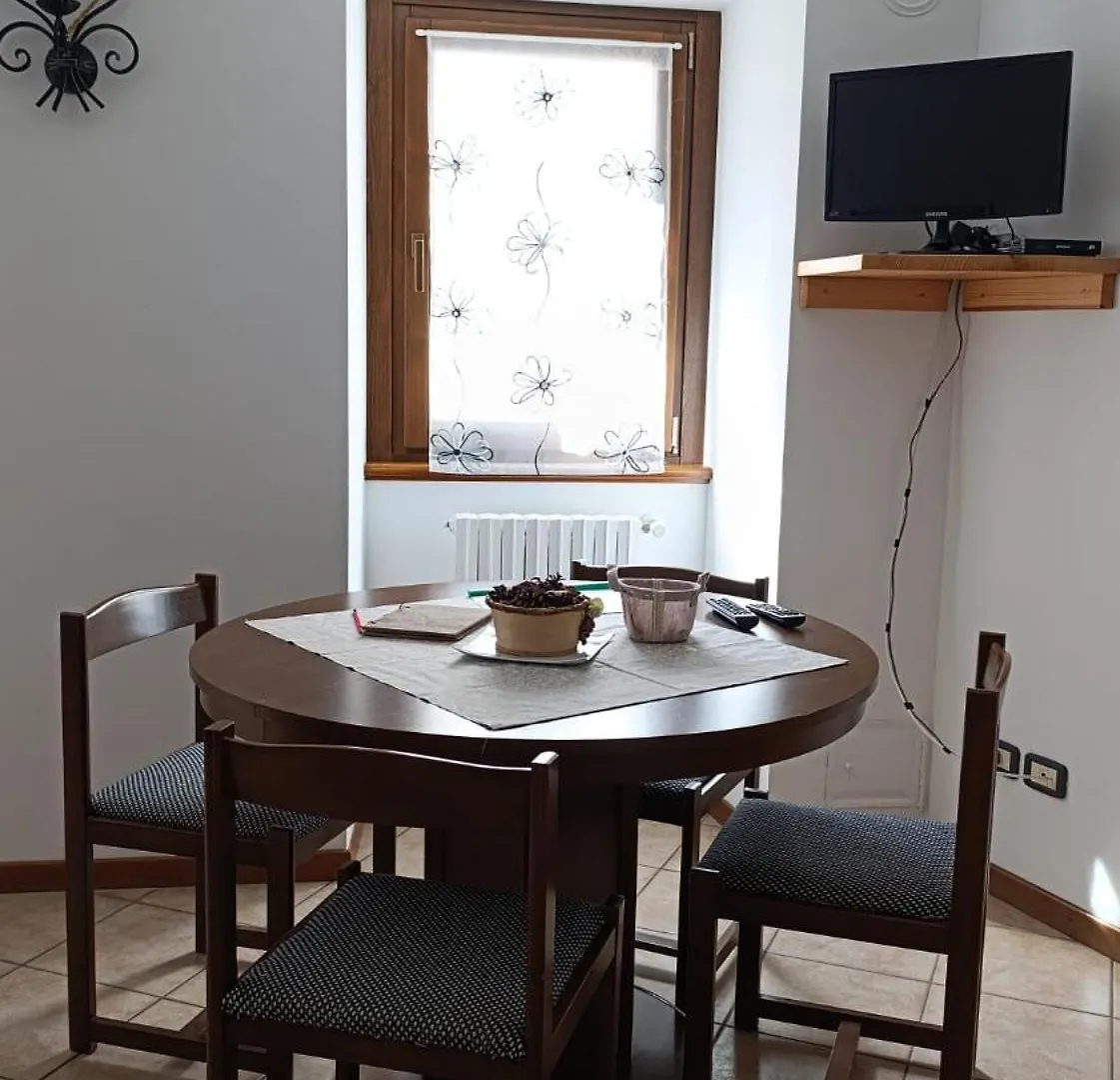 Albergo Diffuso Ornica 0*,  Italia