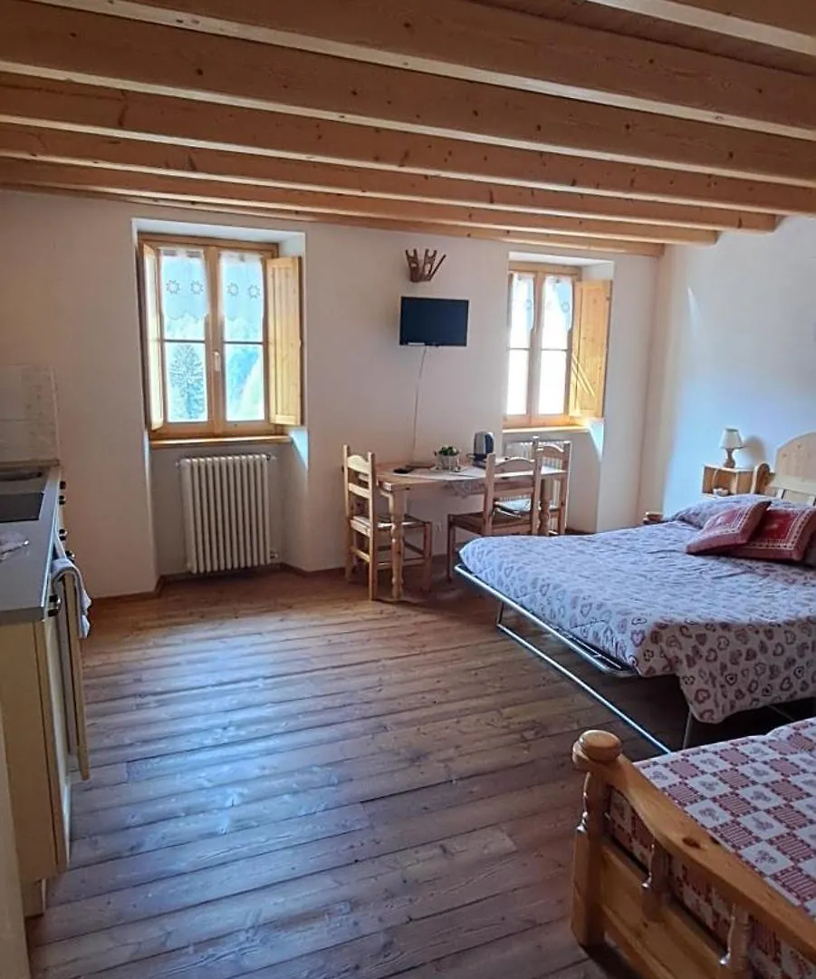 Albergo Diffuso Ornica Aparthotel