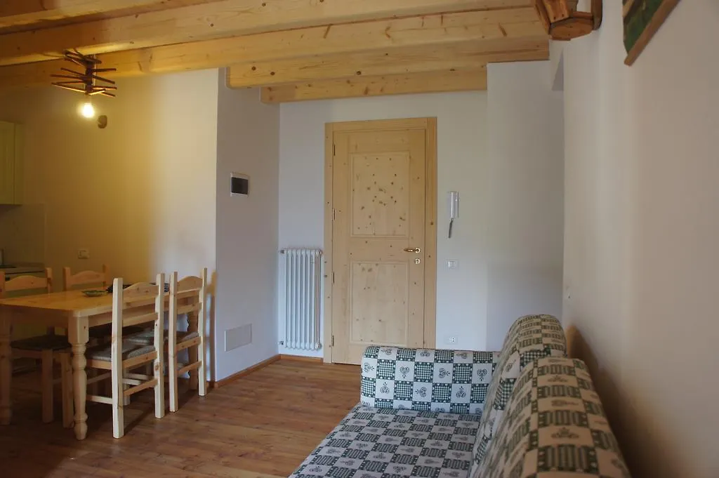 Albergo Diffuso Ornica 0*,