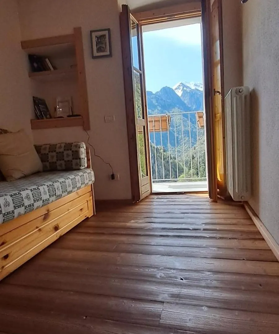 Albergo Diffuso Ornica Nel Cuore Lejlighedshotel